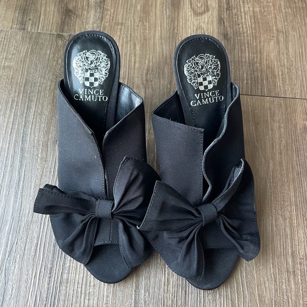 Vince Camuto Bow Heels | Black Kitten Heels Bow Detail Size 8 NWOT